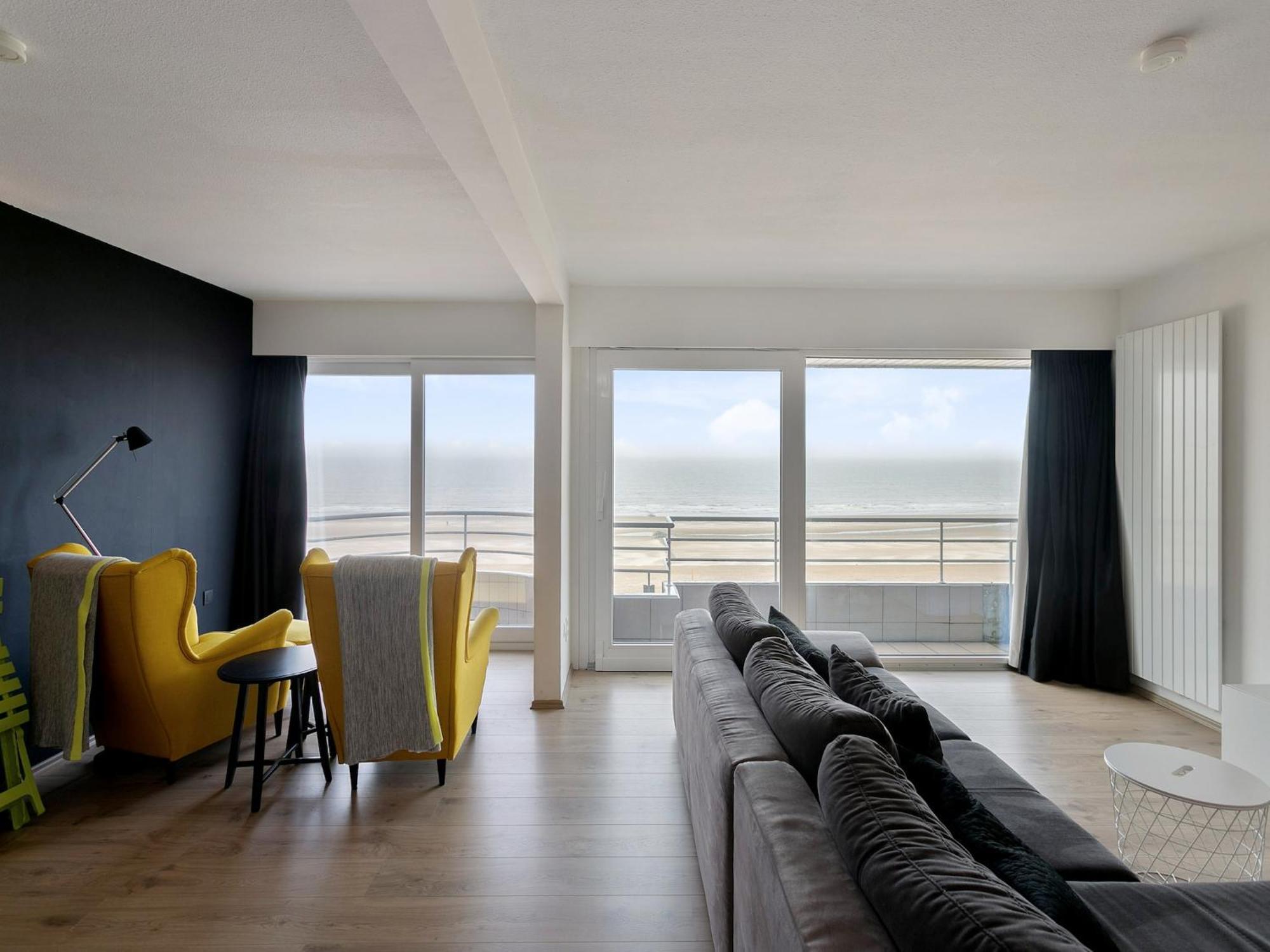 New Palace In Apartment